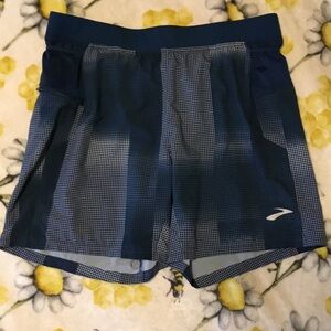 Brooks Men's Blue Athletic Shorts size large